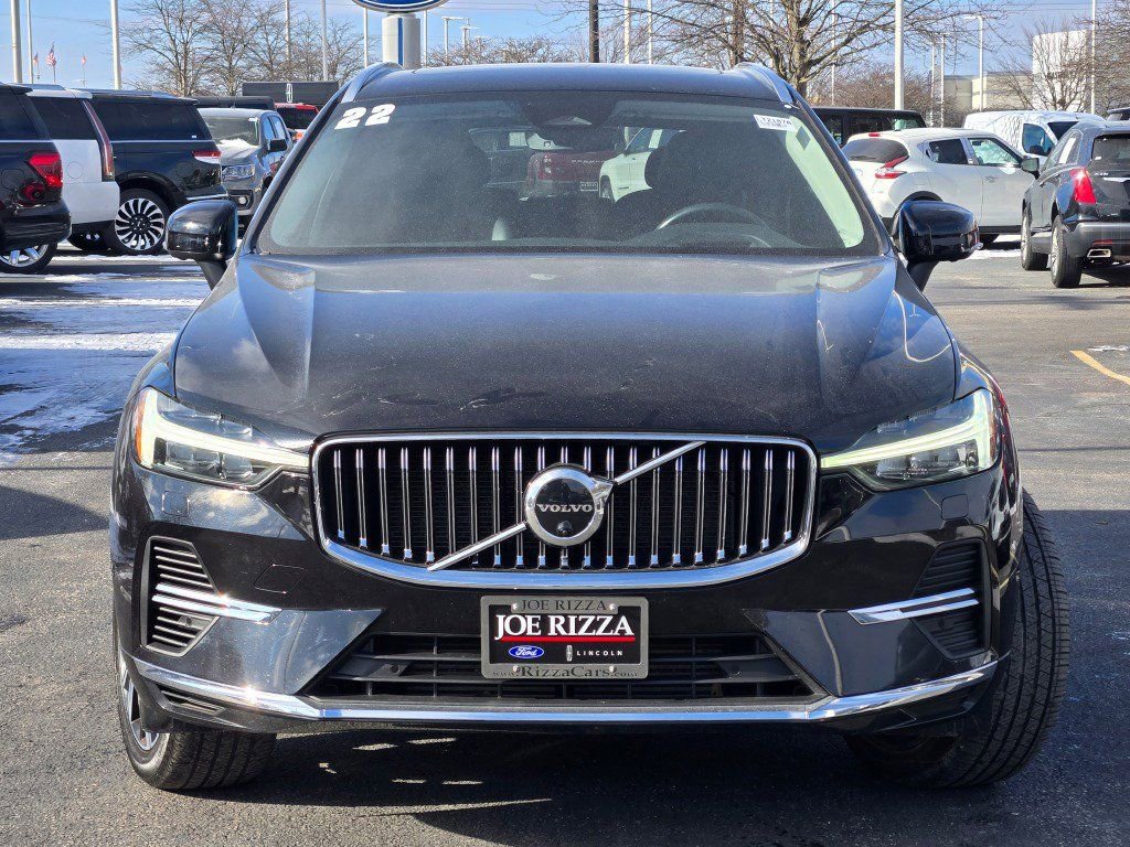 Used 2022 Volvo XC60 T8 Inscription w/ Advanced Package image 2