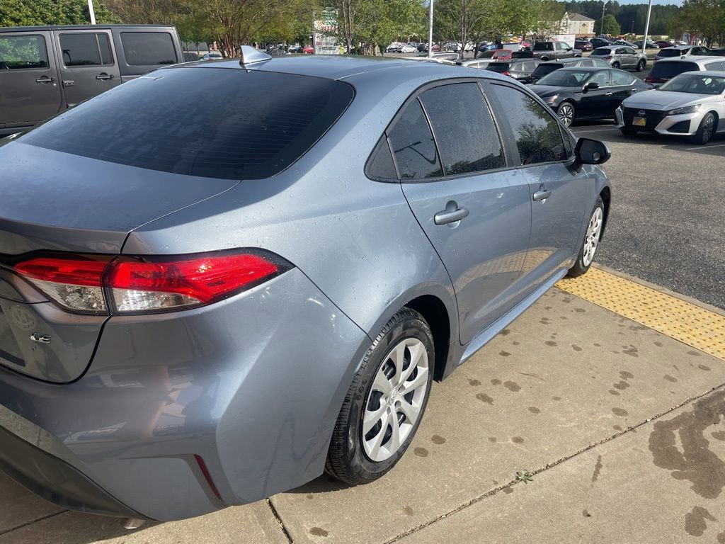 Used 2023 Toyota Corolla LE image 4