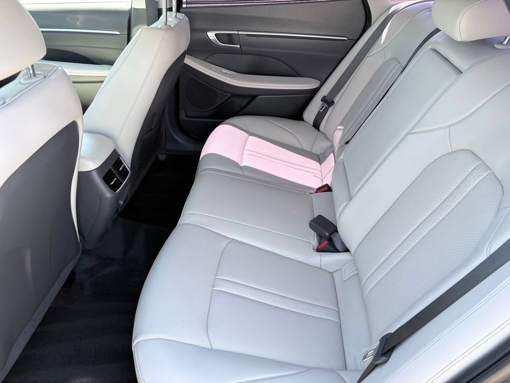 Used 2023 Hyundai Sonata Limited FWD image 7