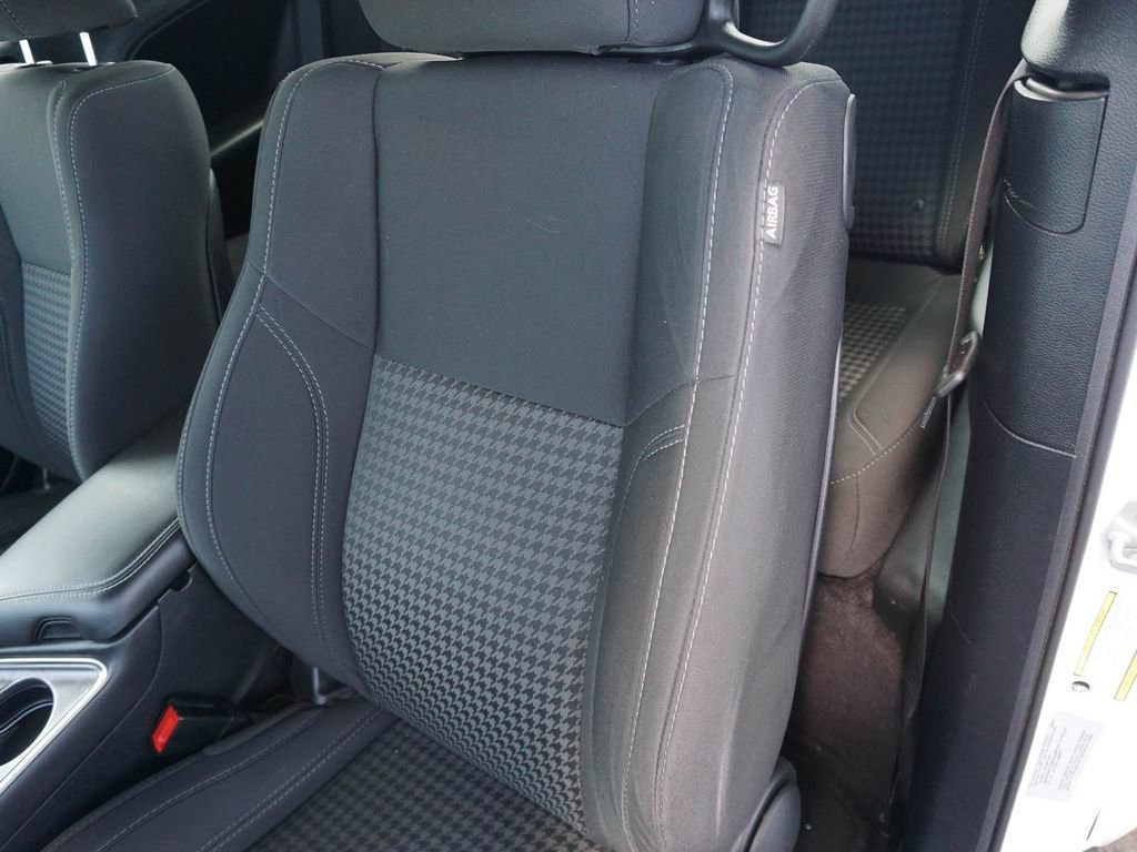 Used 2017 Dodge Challenger SXT RWD image 21