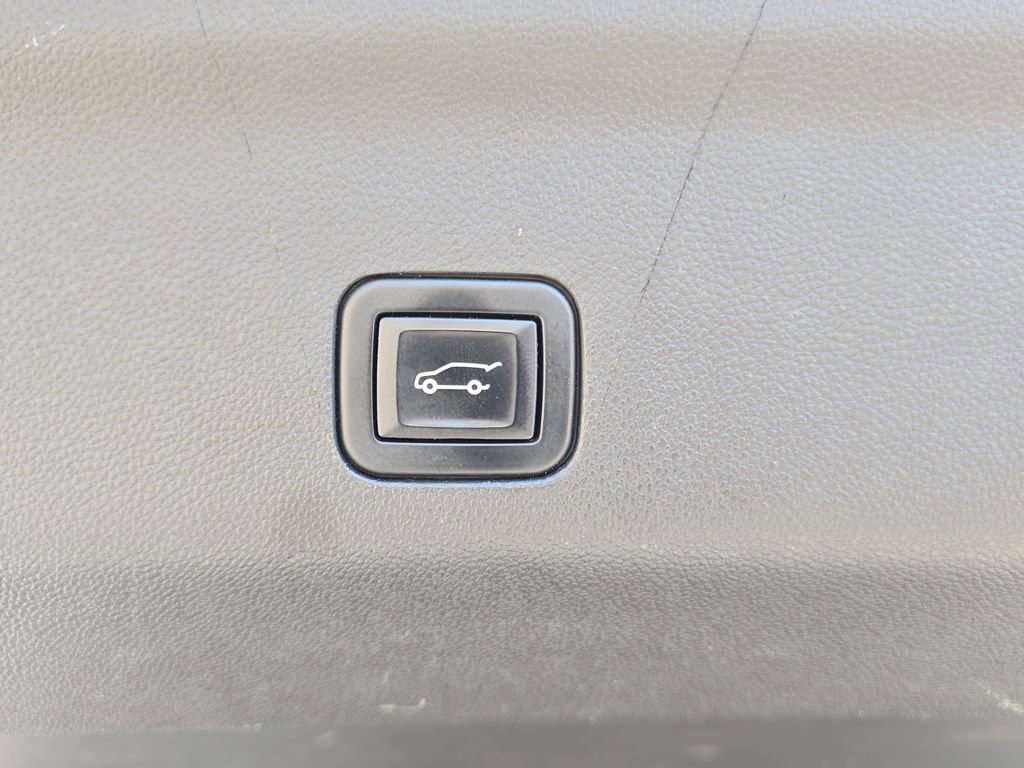 Used 2022 Cadillac Escalade Premium Luxury Platinum AWD/4WD image 14