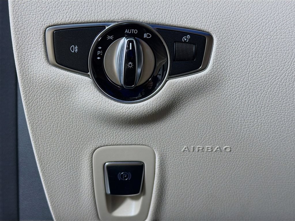Certified 2023 Mercedes-Benz E 350 4MATIC Sedan image 11