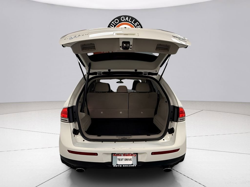 Used 2012 Lincoln MKX AWD image 21