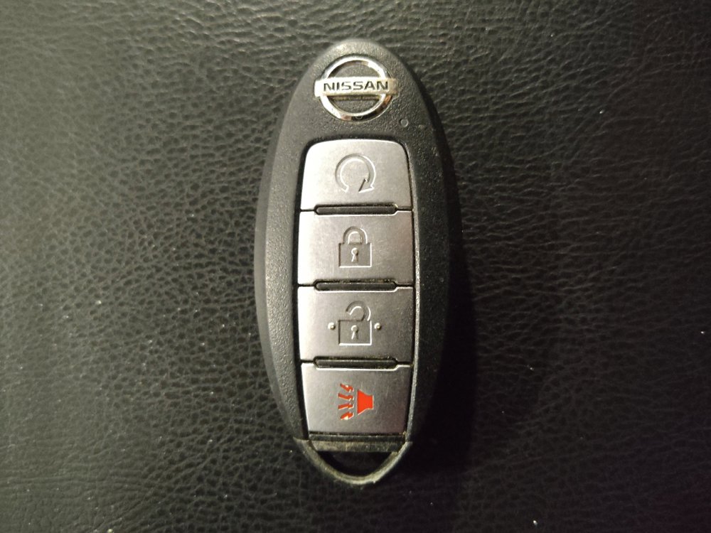 Used 2020 Nissan Pathfinder SV FWD image 32