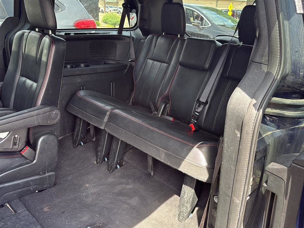 Used 2017 Dodge Grand Caravan GT FWD image 16