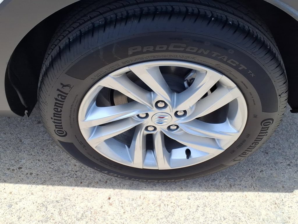 New 2026 Buick Envista Preferred w/ Convenience I Package FWD image 9