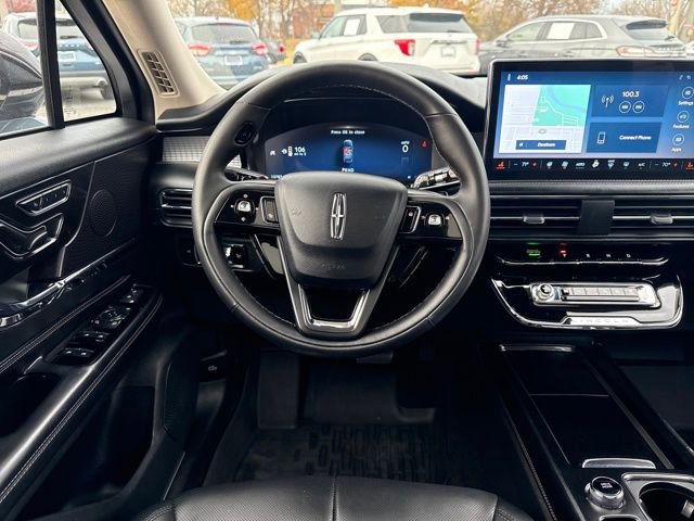 Certified 2024 Lincoln Corsair AWD w/ Equipment Group 101A image 17