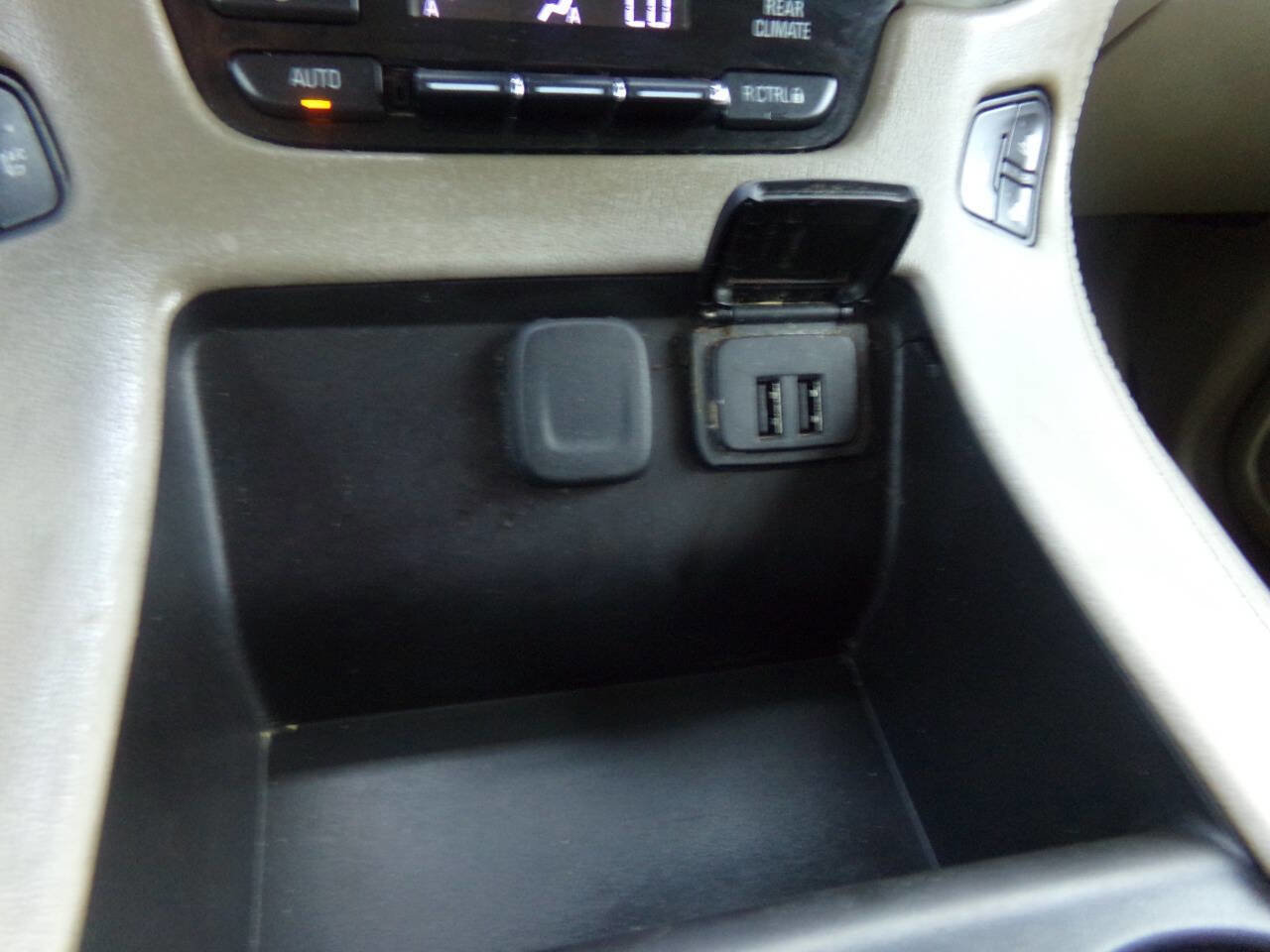 Used 2015 GMC Yukon XL SLT w/ Open Road Package image 70