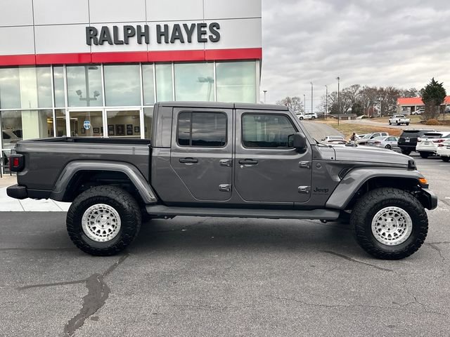 Used 2025 Jeep Gladiator Sport image 2