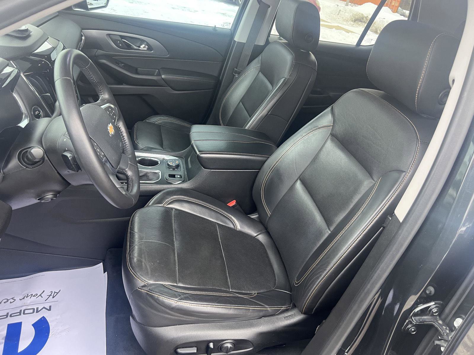 Used 2021 Chevrolet Traverse Premier image 12