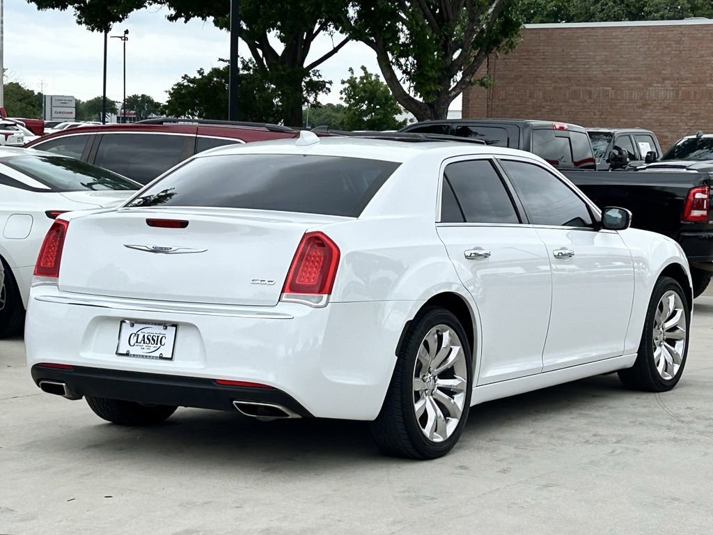 Used 2019 Chrysler 300 Limited image 4