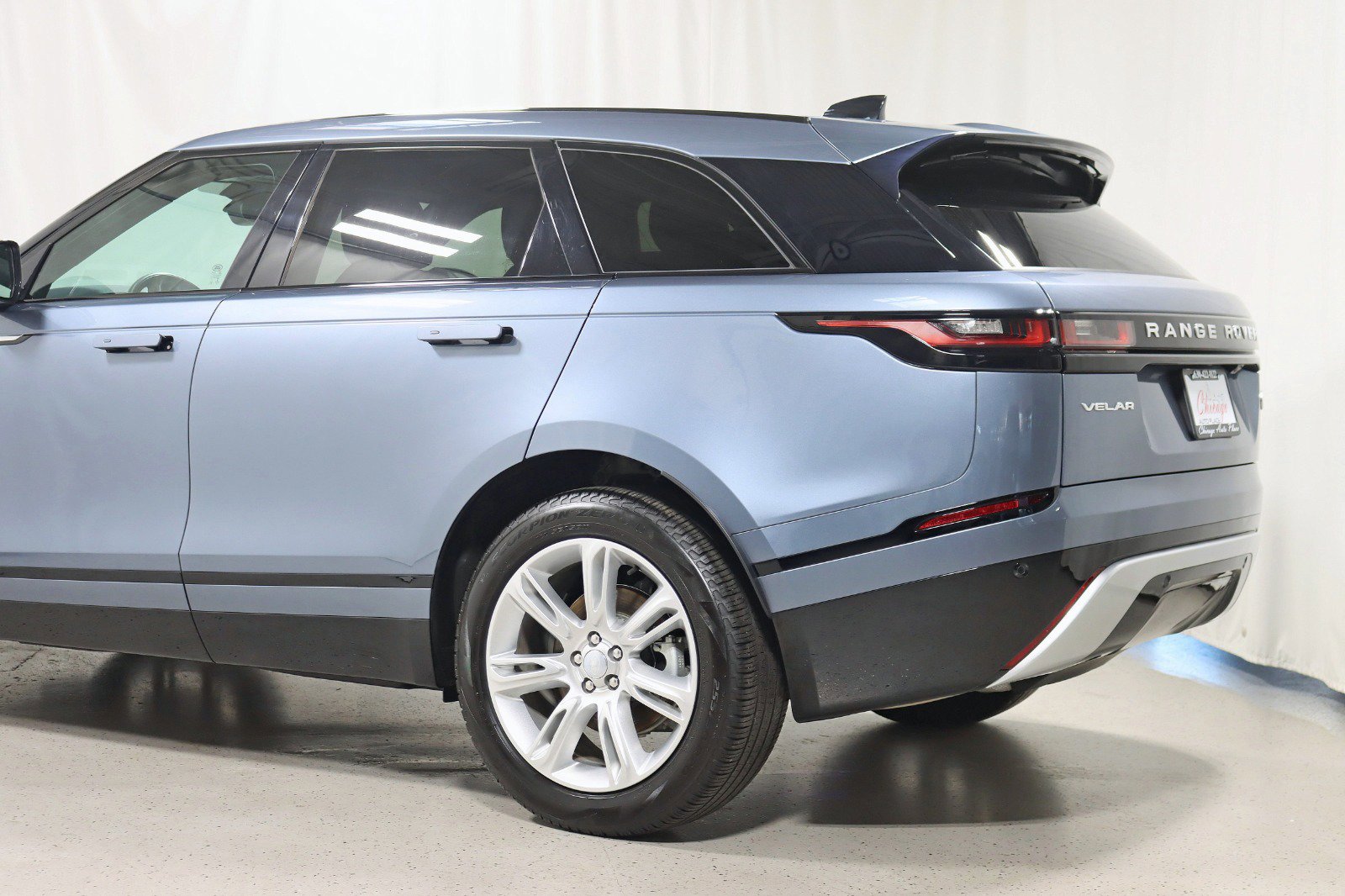 Used 2022 Land Rover Range Rover Velar S AWD/4WD image 10