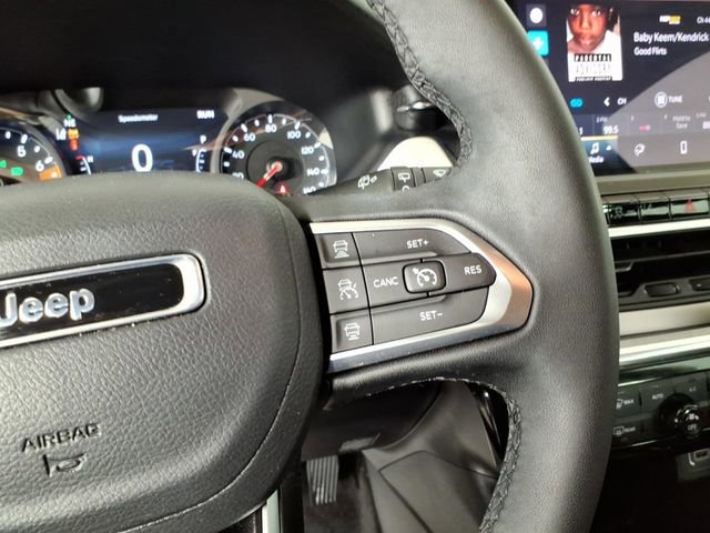 Used 2024 Jeep Compass Limited image 16