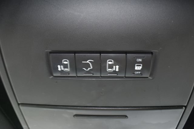 Used 2019 Dodge Grand Caravan SXT FWD image 27