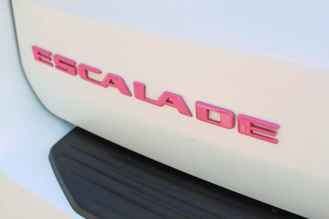 Used 2023 Cadillac Escalade V w/ LPO, ONYX Package AWD/4WD image 9