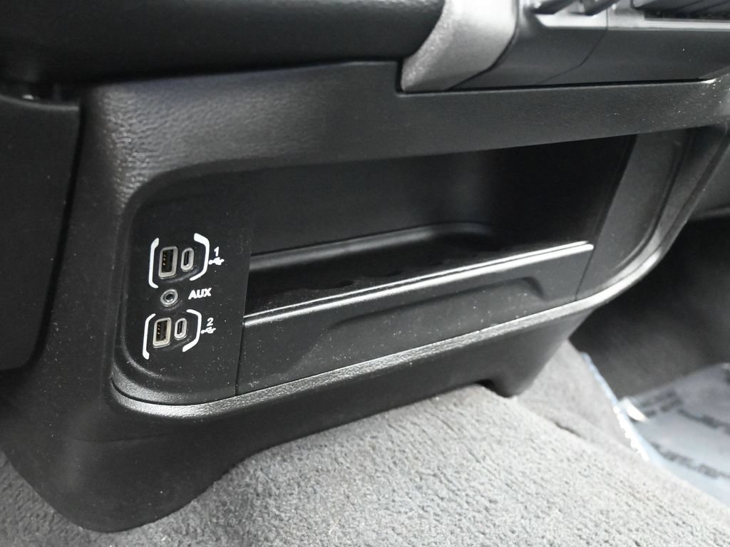 Used 2019 RAM 3500 Tradesman RWD image 24