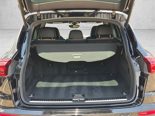 Used 2015 Porsche Cayenne S AWD/4WD image 6