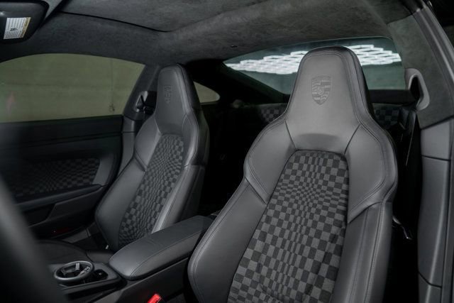 Used 2026 Porsche 911 Carrera image 21