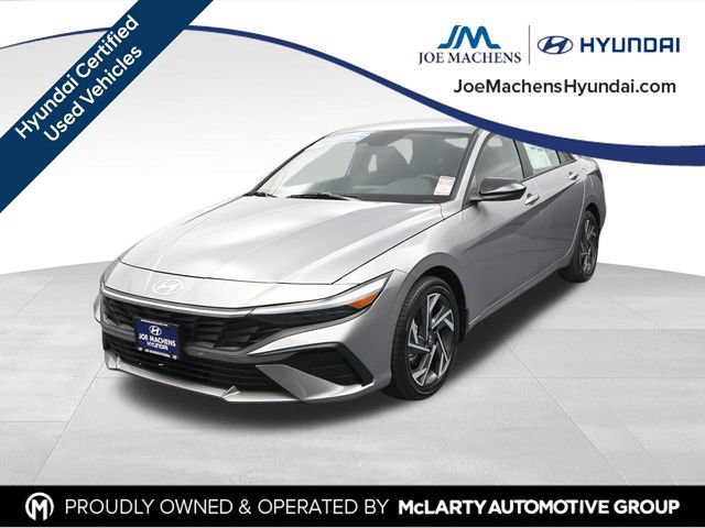 Used 2025 Hyundai Elantra SEL FWD image 5