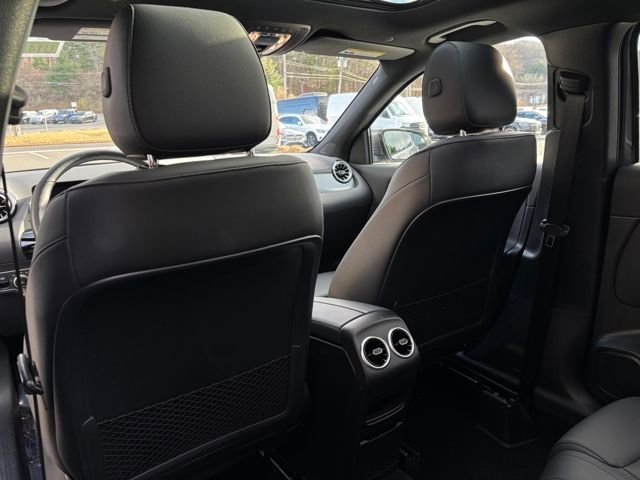 Used 2025 Mercedes-Benz GLA 250 4MATIC image 18