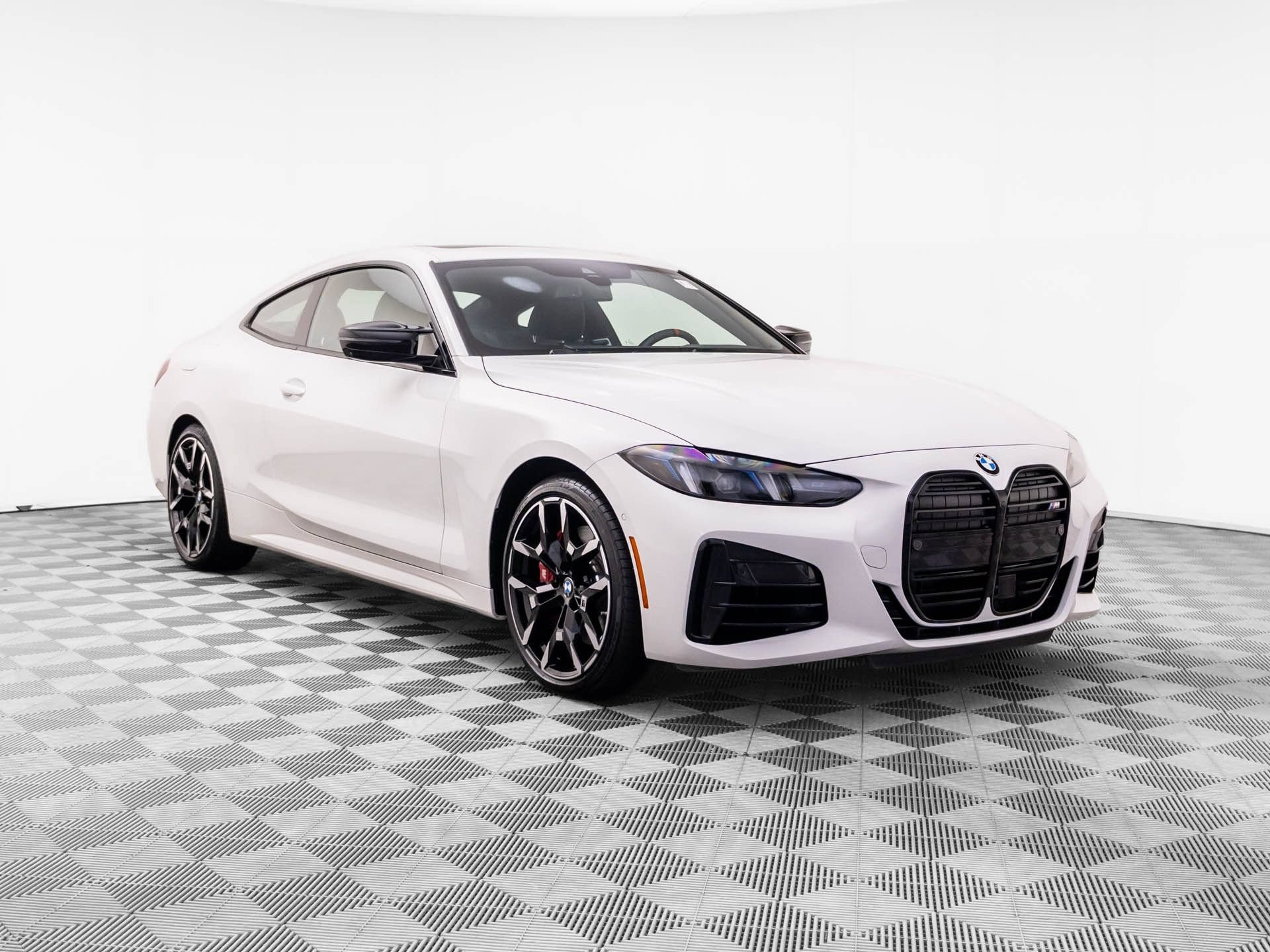Used 2026 BMW 440i xDrive Coupe w/ Premium Package AWD/4WD image 8