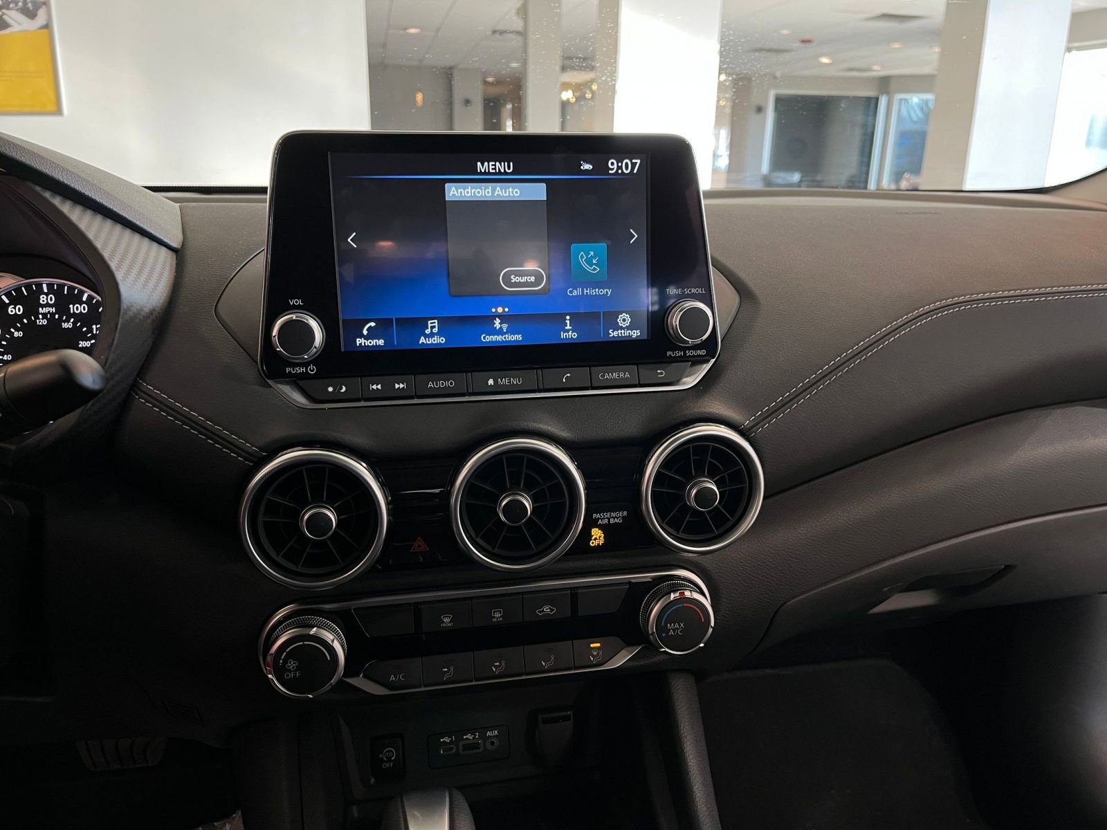 Used 2025 Nissan Sentra SV image 17