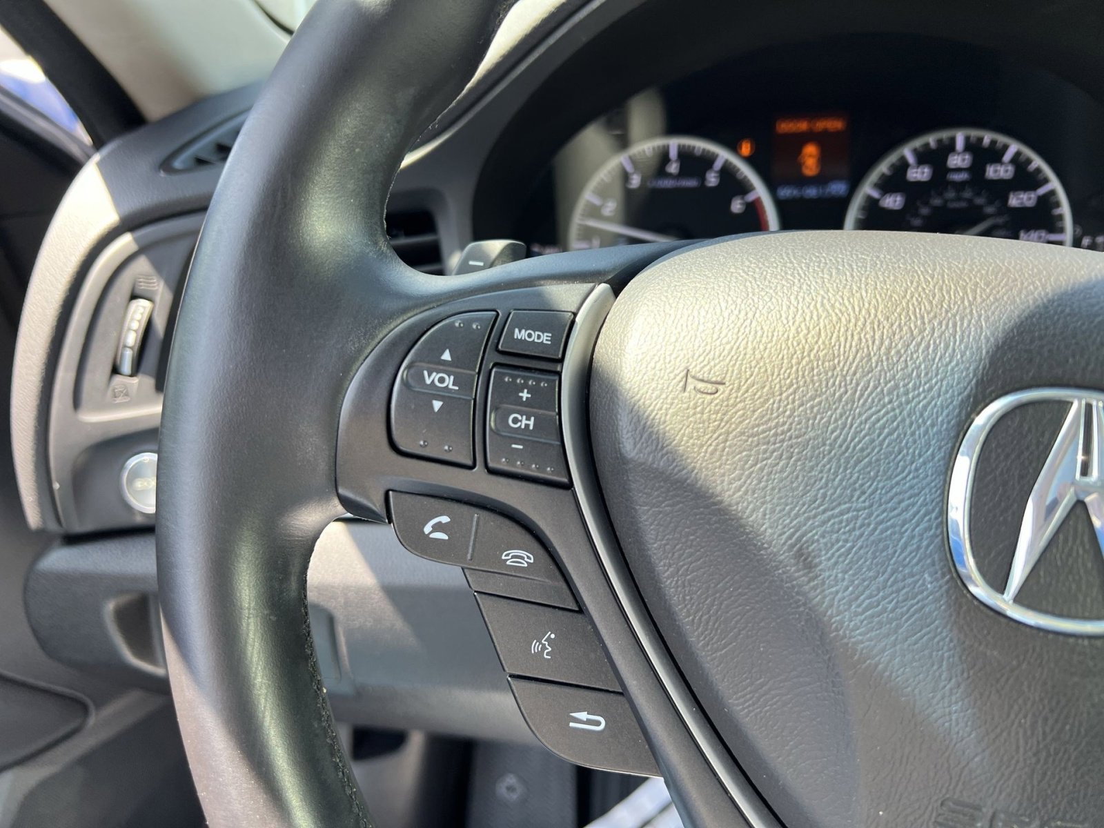 Used 2013 Acura ILX Hybrid w/ Technology Package image 33
