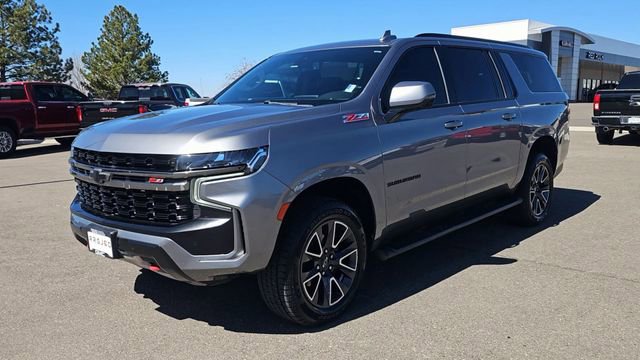 Used 2022 Chevrolet Suburban Z71 w/ Luxury Package AWD/4WD image 4