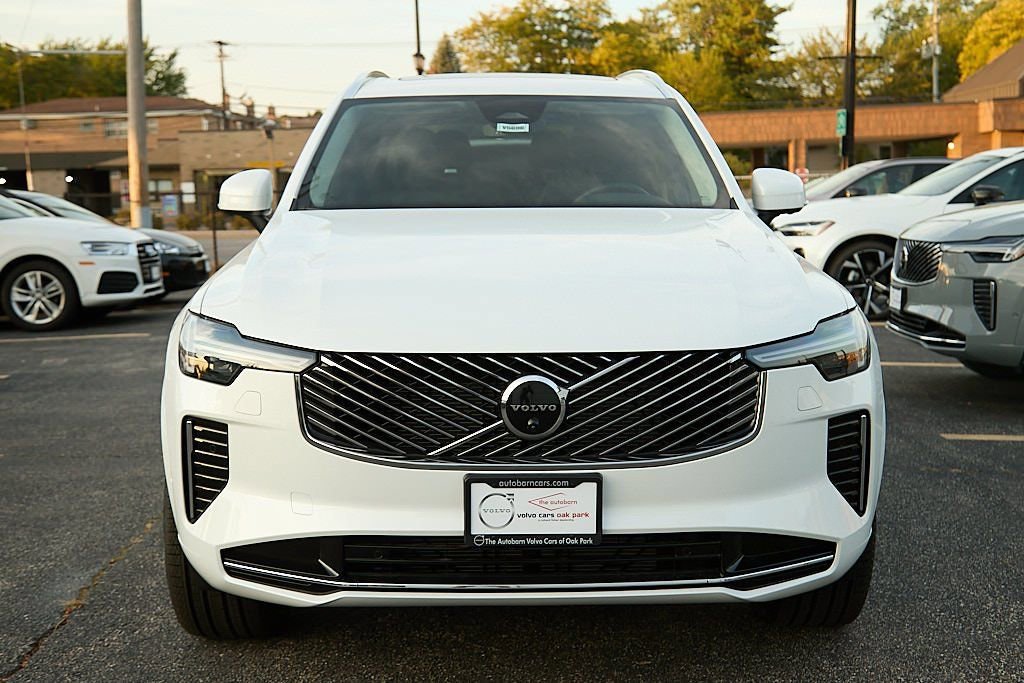 New 2026 Volvo XC90 B6 Plus w/ Protection Package image 5