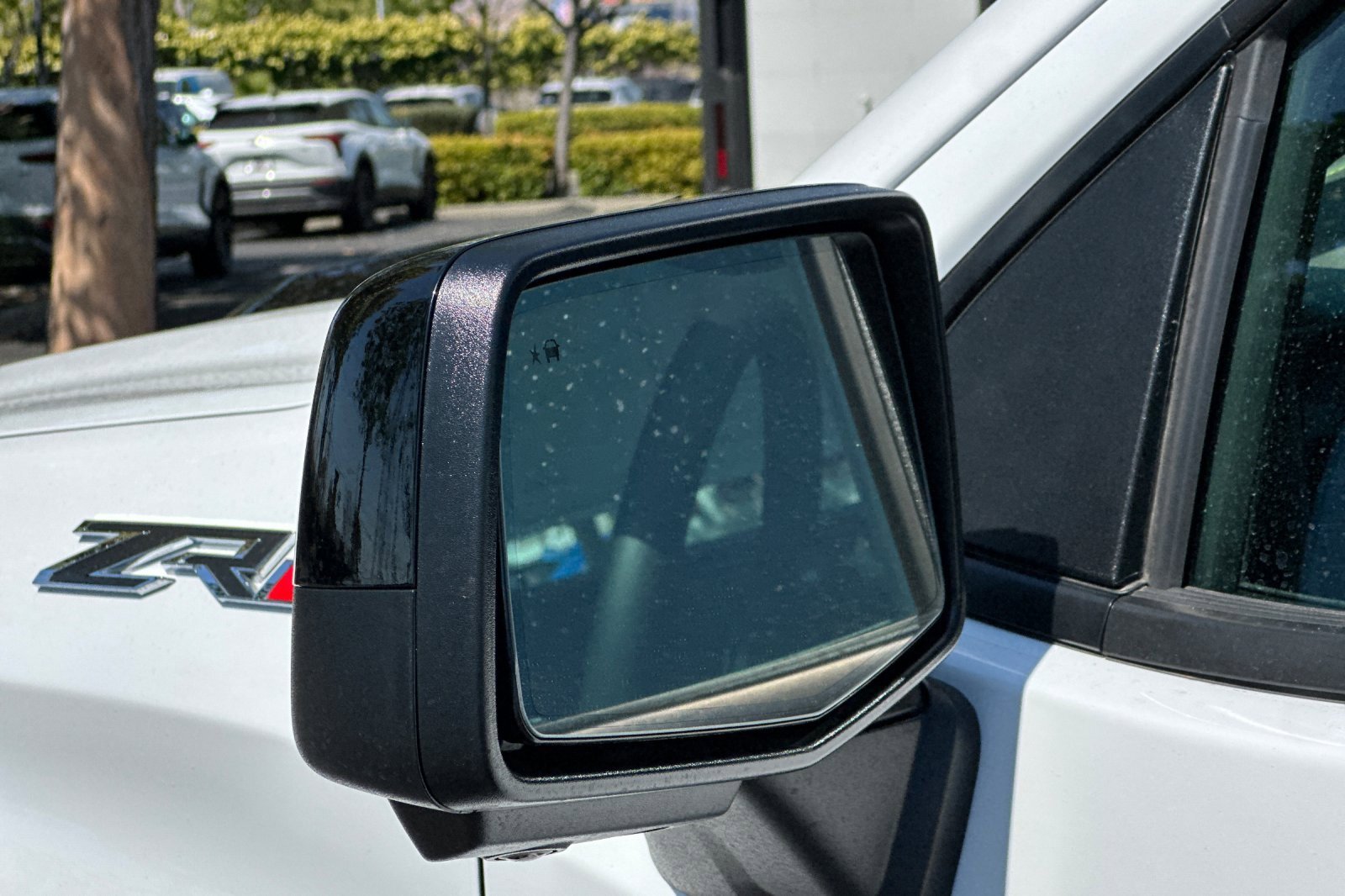 Used 2025 Chevrolet Silverado 1500 ZR2 w/ Technology Package image 57