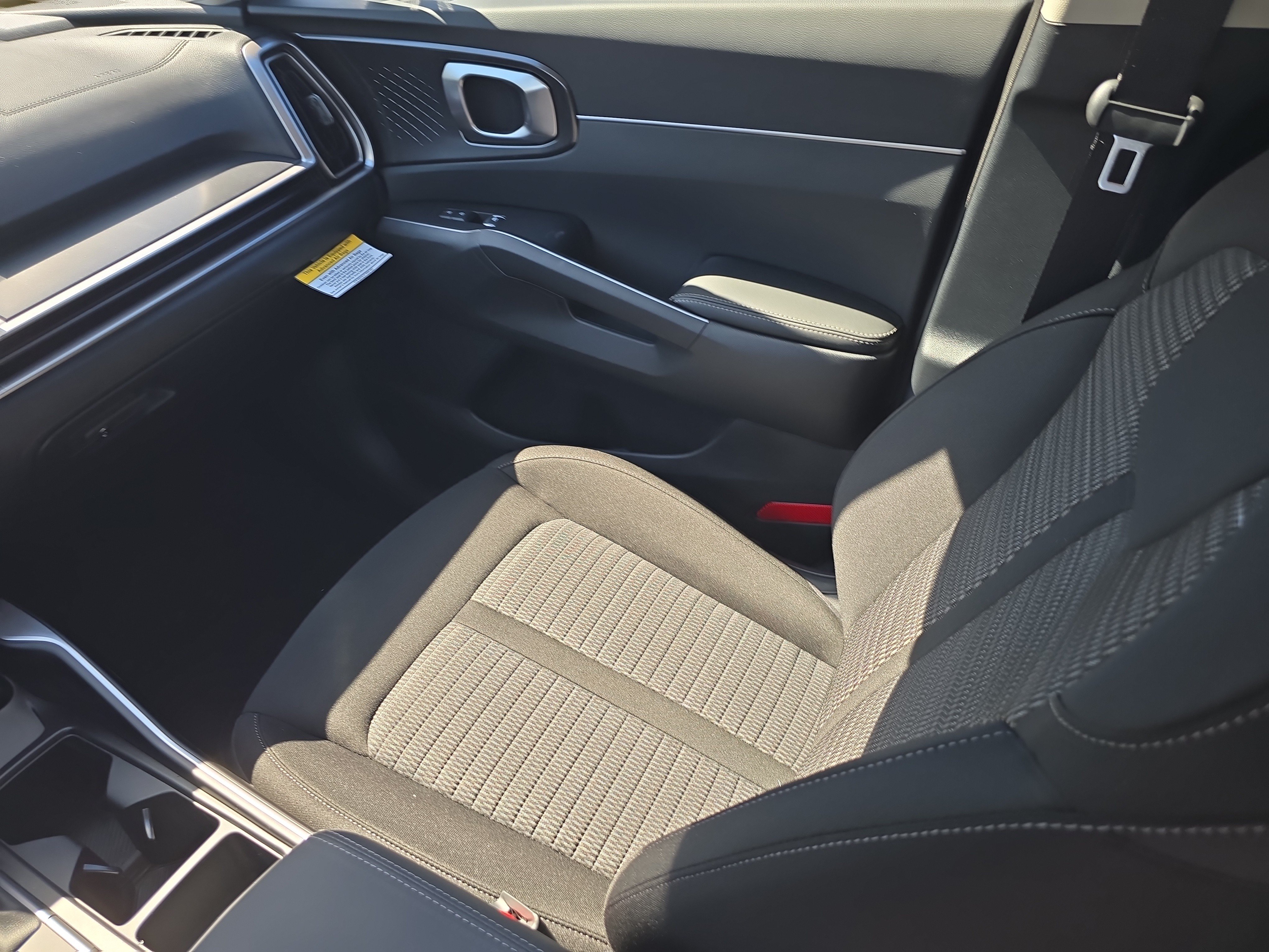 New 2026 Kia Sorento LX FWD image 15