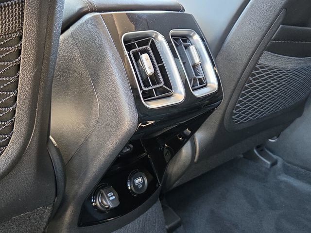 Used 2023 Kia Sorento SX image 16