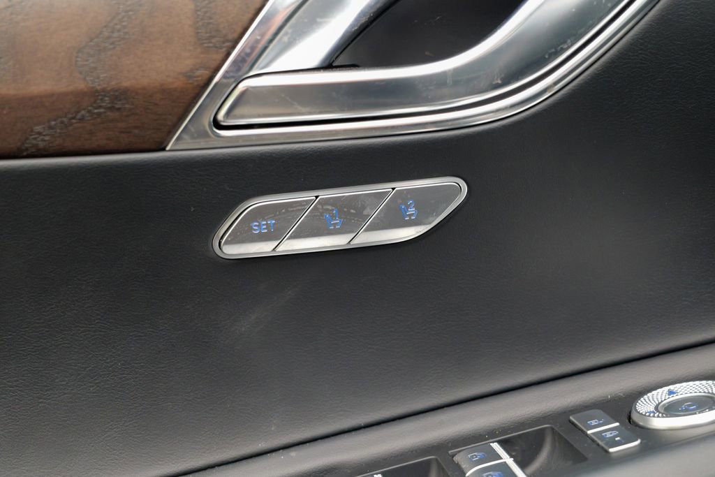 Used 2024 Genesis GV80 2.5T AWD/4WD image 18