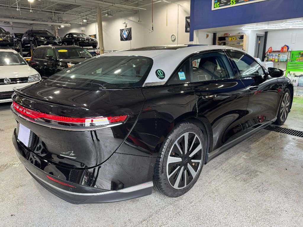 Used 2022 Lucid Air Grand Touring image 4