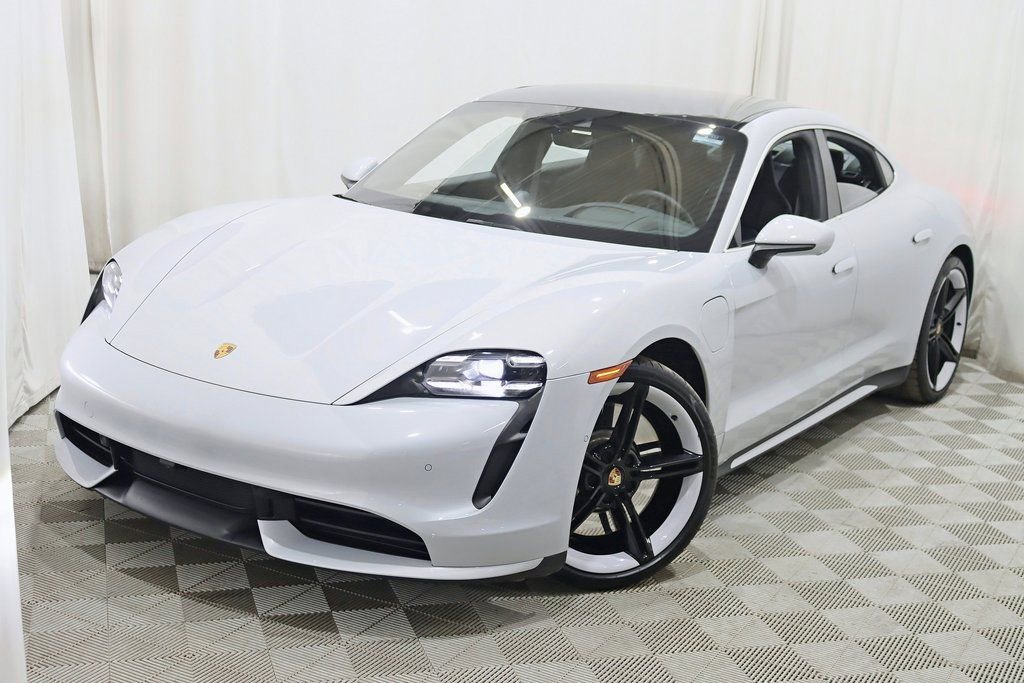 Used 2023 Porsche Taycan Turbo image 5