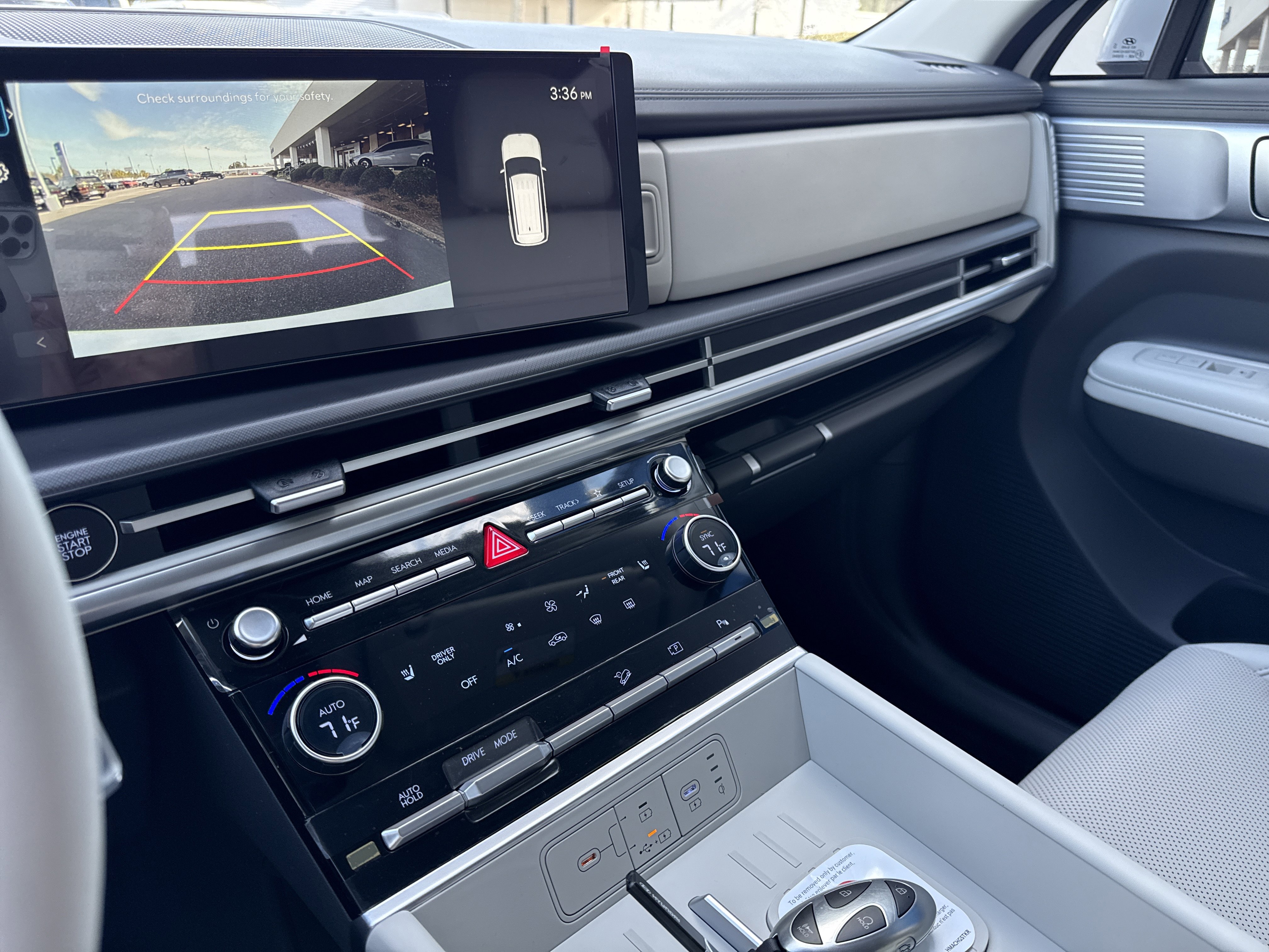 New 2026 Hyundai Santa Fe SEL image 8