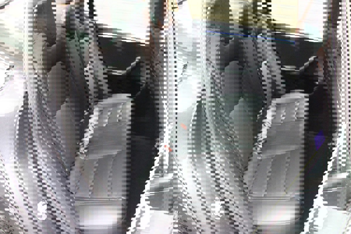 Used 2025 Tesla Model 3 Long Range image 30