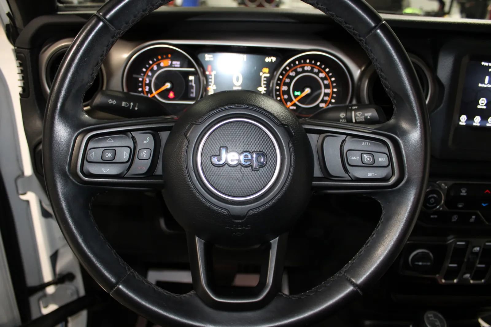 Used 2020 Jeep Wrangler Unlimited Sport S image 29