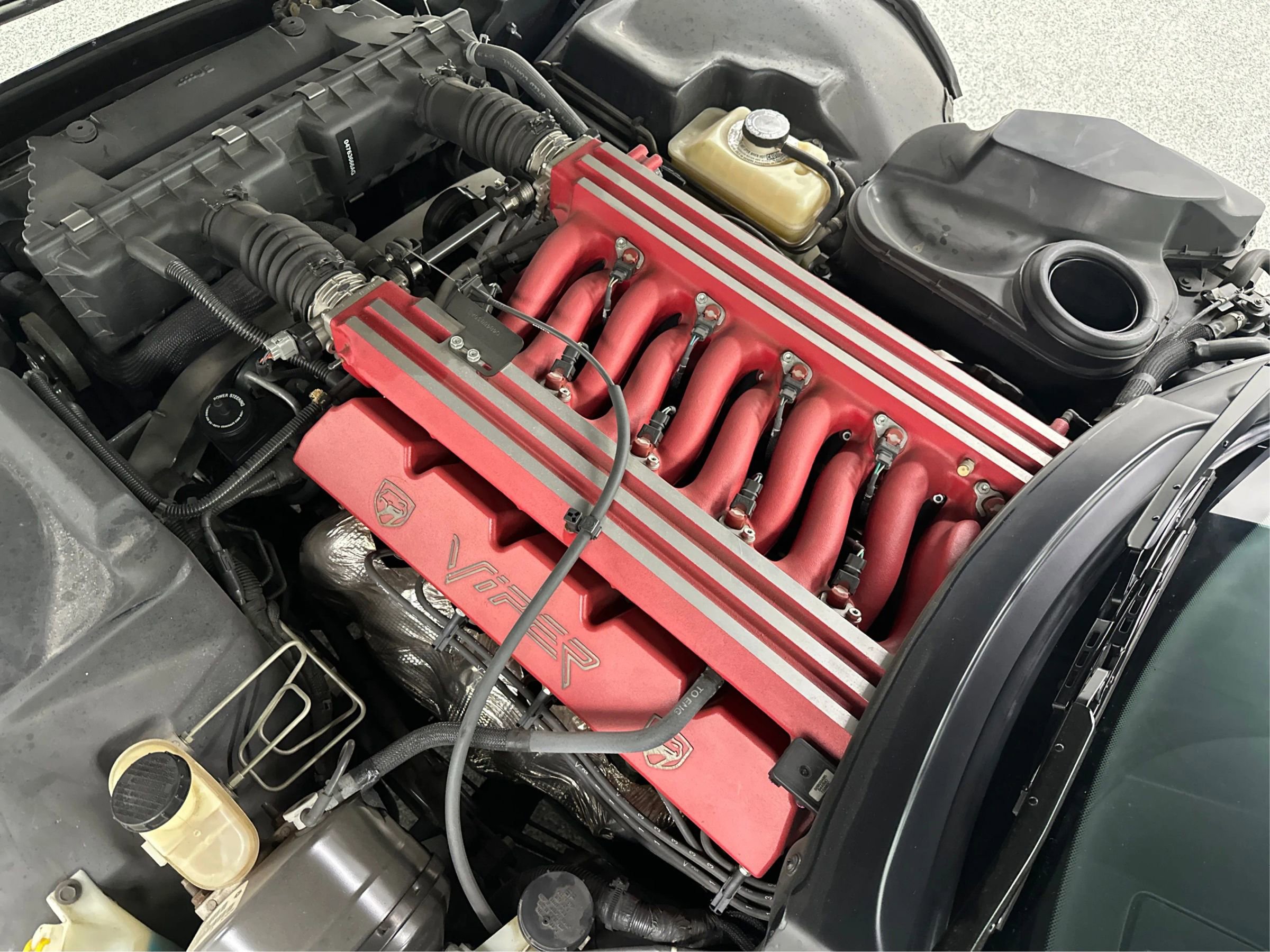 Used 2000 Dodge Viper RT/10 image 19