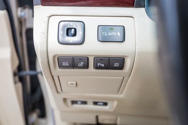 Used 2010 Lexus LS 460 RWD image 37