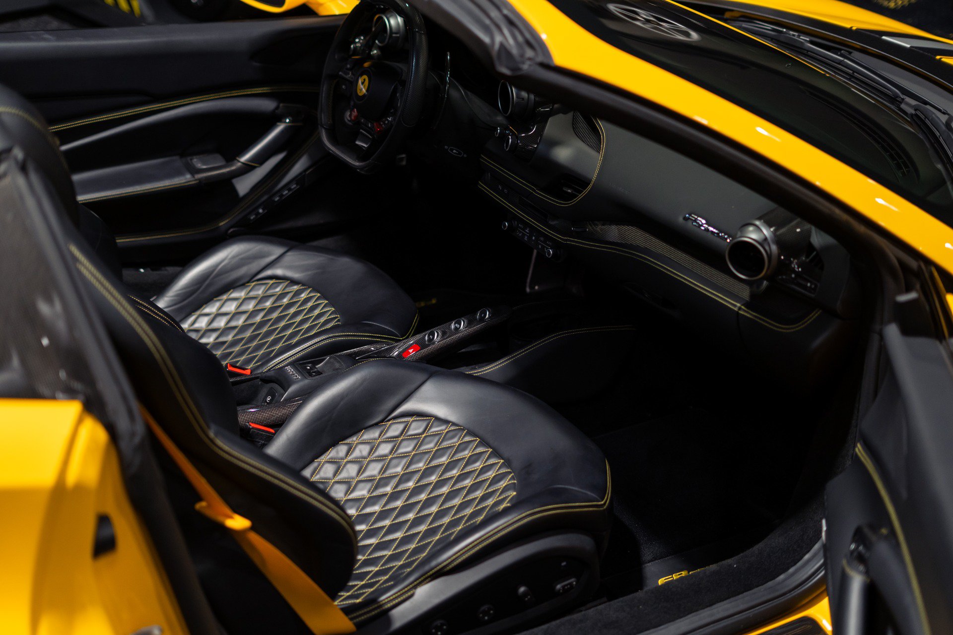 Used 2021 Ferrari F8 Tributo RWD image 51