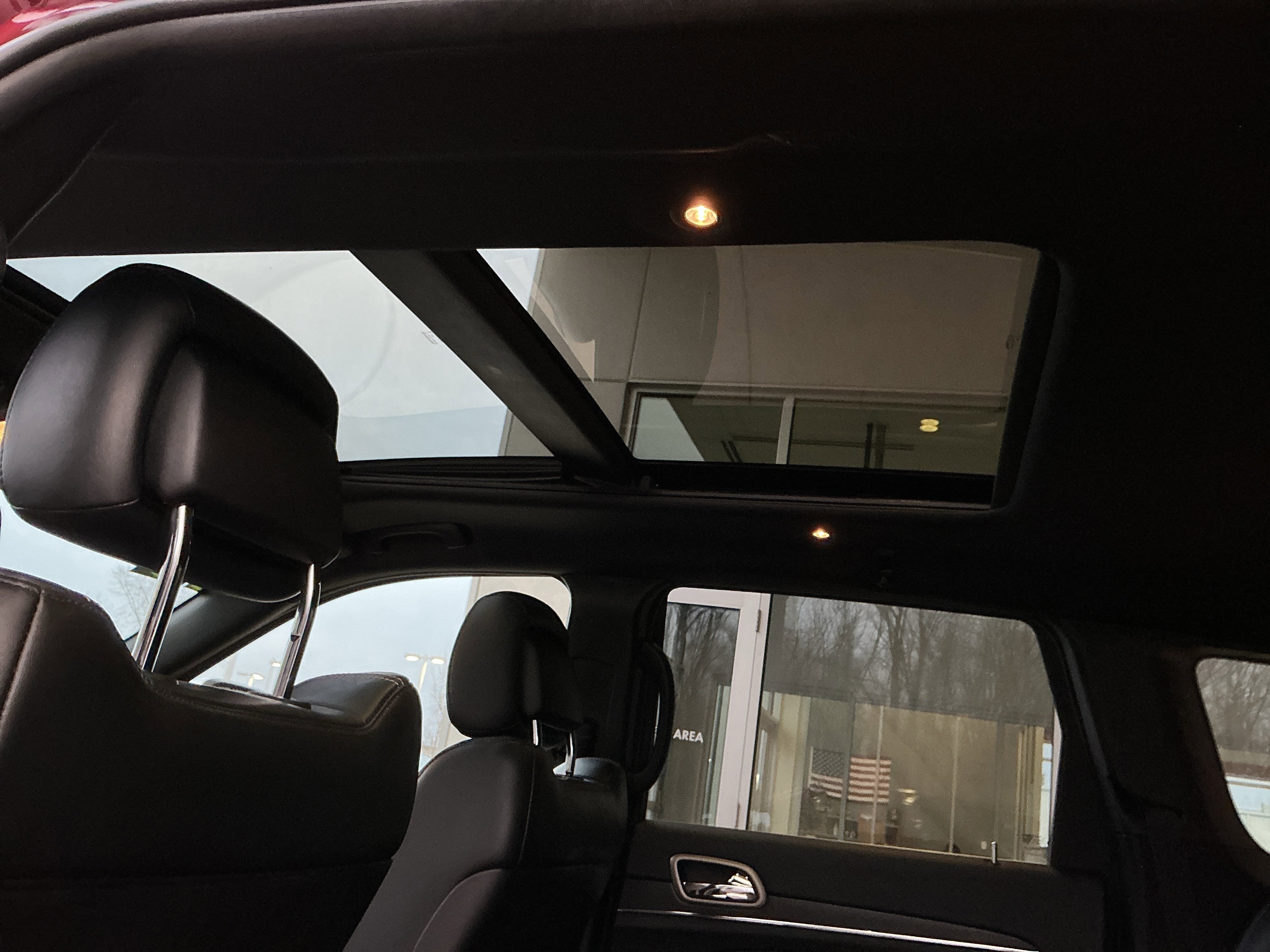 Used 2016 Jeep Grand Cherokee Limited w/ Luxury Group II image 35