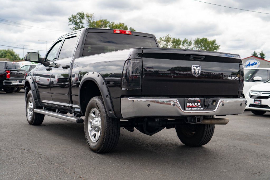 Used 2016 RAM 3500 Tradesman w/ Chrome Appearance Group AWD/4WD image 12