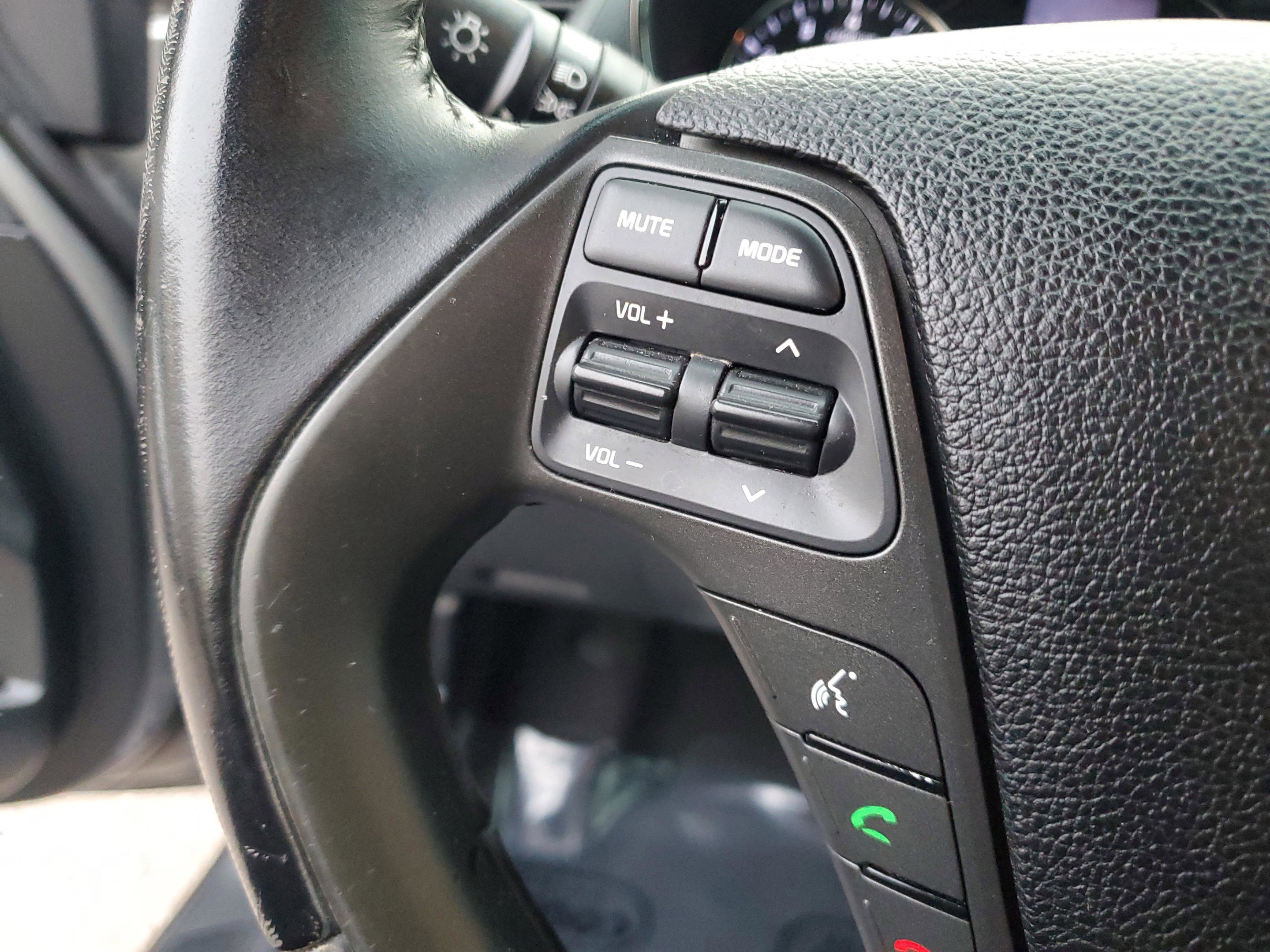 Used 2015 Kia Forte EX image 30