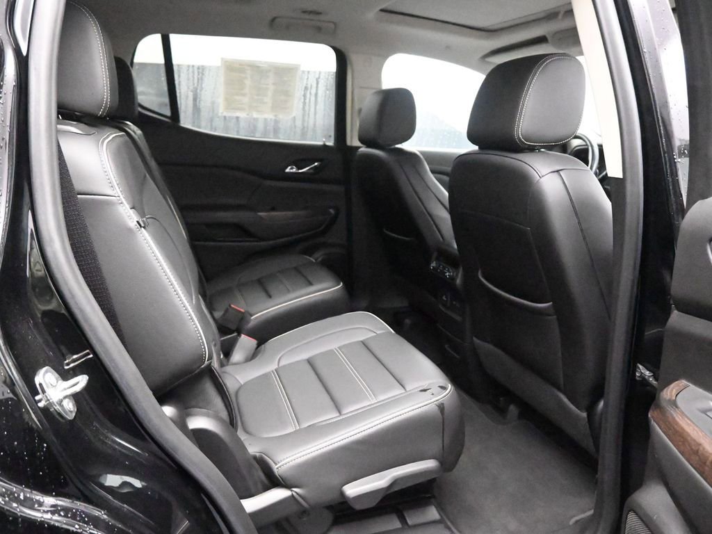 Used 2021 GMC Acadia Denali w/ Denali Ultimate Package image 23