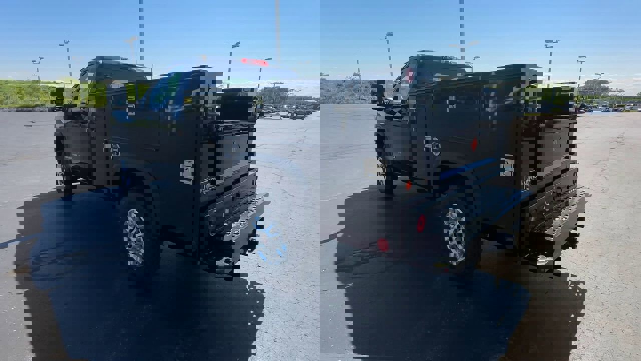 New 2025 GMC Sierra 2500 Pro w/ Convenience Package image 6