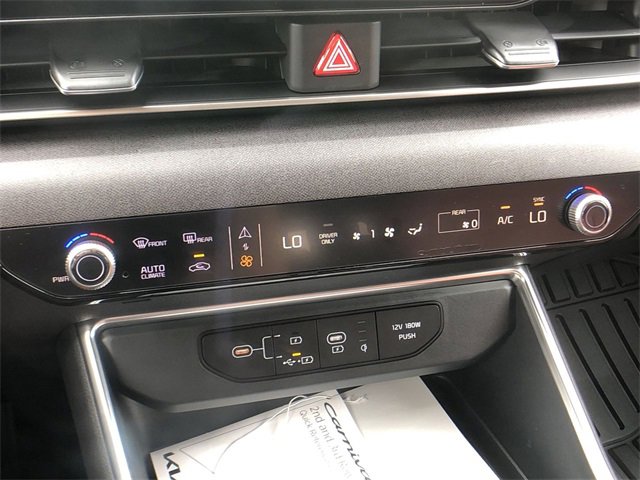 New 2026 Kia Carnival EX image 19