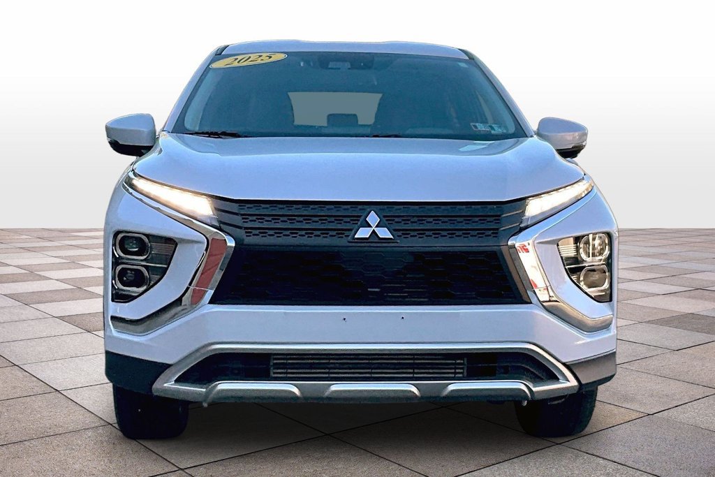 Used 2025 Mitsubishi Eclipse Cross SE AWD/4WD image 3