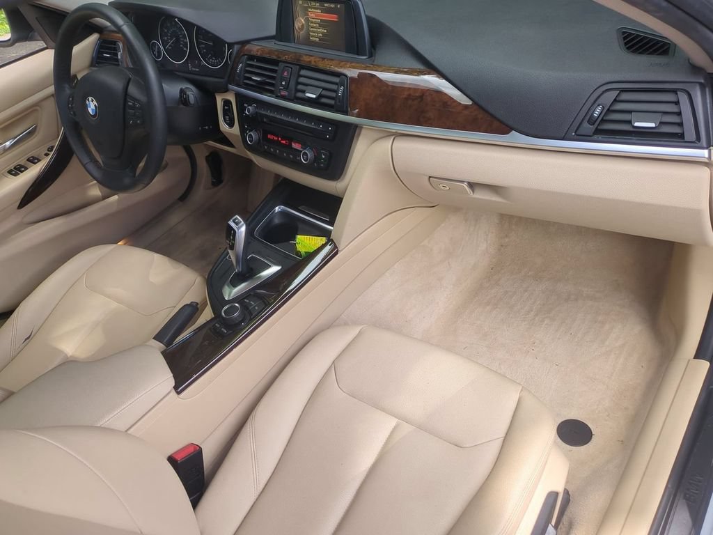 Used 2015 BMW 320i xDrive Sedan AWD/4WD image 28