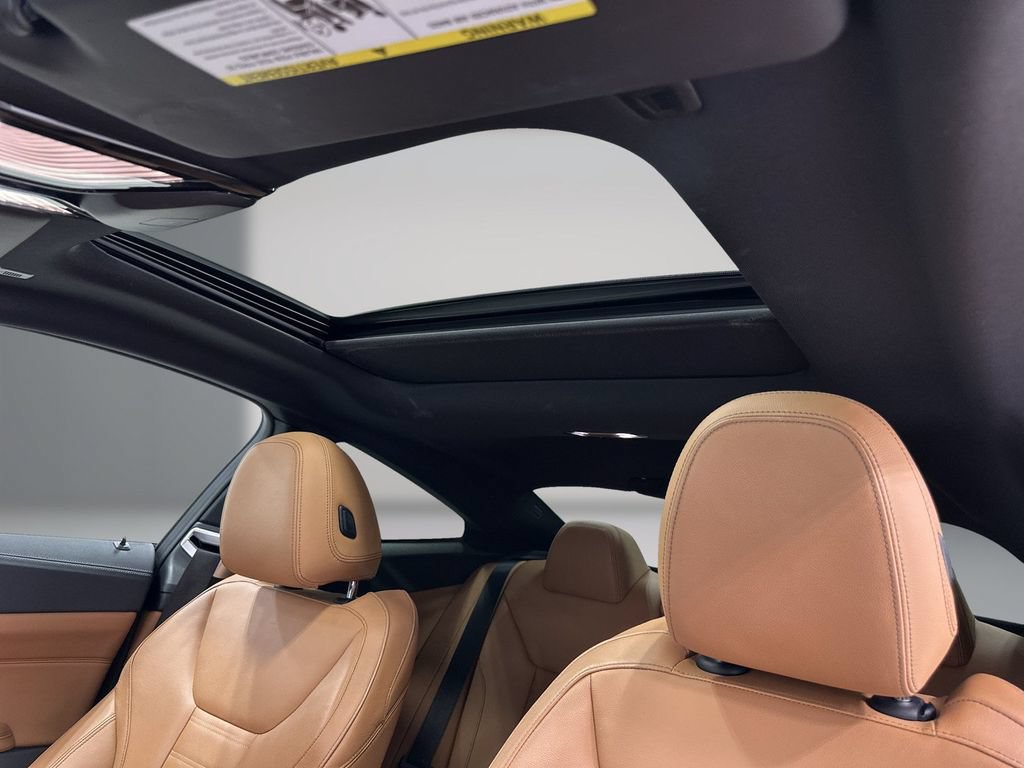 Used 2021 BMW 430i Coupe w/ M Sport Package RWD image 17